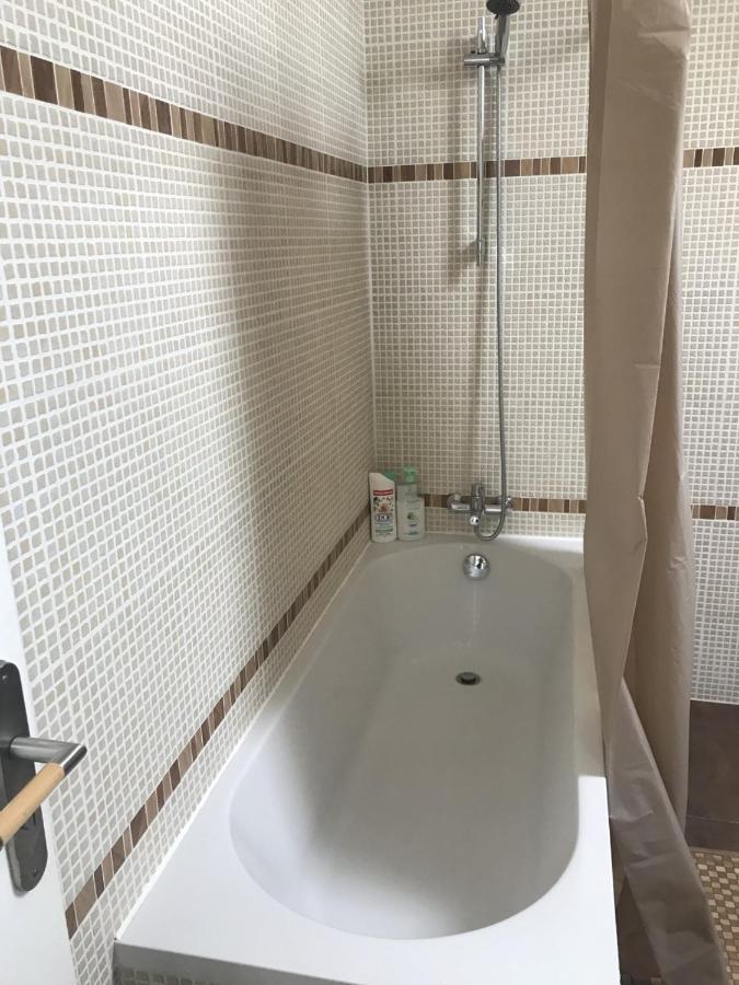 Chambre Du Ru D Ausson Chatel-Censoir Ngoại thất bức ảnh